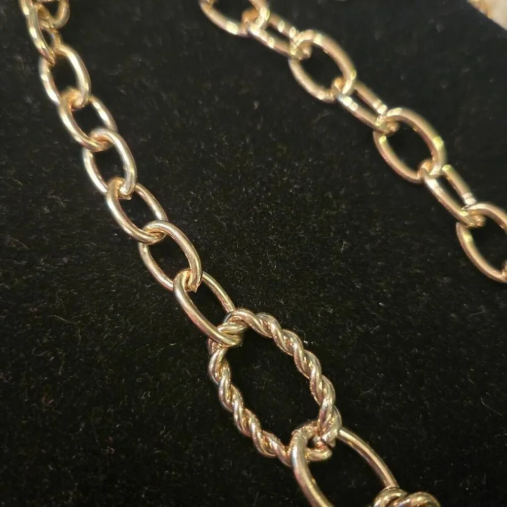 NWOT Gold Chain Pearl + Rhinestone Pendant Necklace
